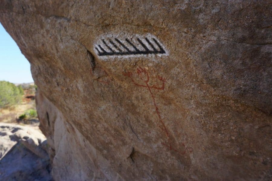 Indigenous Tataviam Rock Art Found at Vasquez Rocks County Park in California